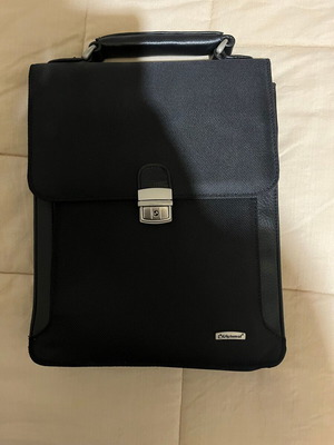 Reporter bag Diplomat used, black handheld