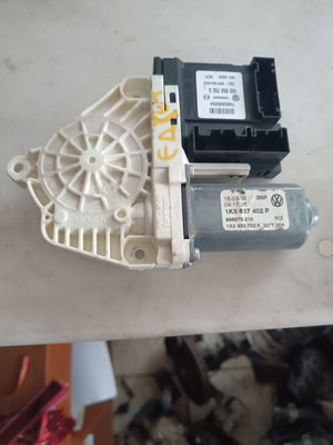 Μοτέρ παραθύρου εμπρός δεξιό για VW Jetta '05-'10 σαν καινούργιο