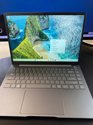 Laptop 14" καινούριο με Intel Ultra 5, 16GB RAM, 512GB SSD, Windows 11 Pro