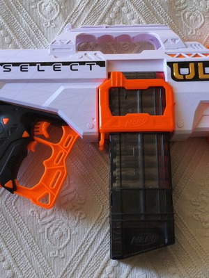 Nerf Ultra Select електрически бластер като нов