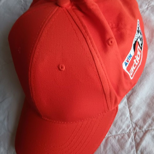 Avin red hat new, adjustable size