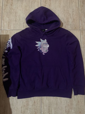 Rick and Morty hoodie medium from H&M like new, purple