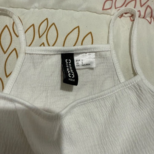 Crop top H&M used, size small, white