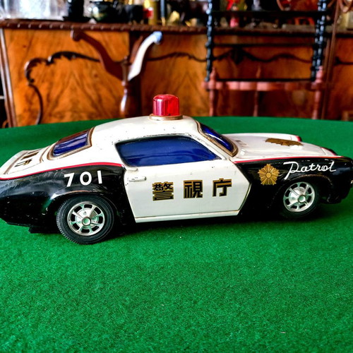 Tin toy from Japan used, functional