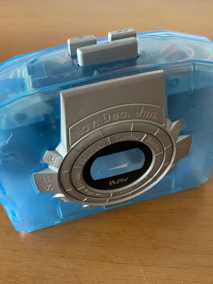 Handheld cassette player like new
