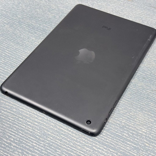 iPad mini 1st Generation A1432 tablet, 16GB