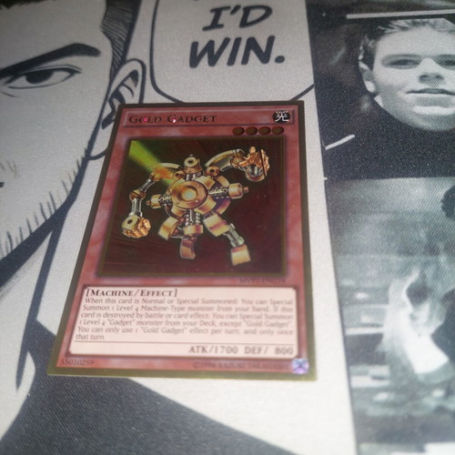 Gold Gadget Yu-Gi-Oh! card like new