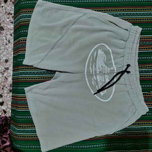 Corteiz Unisex Bermuda shorts like new, turquoise, XXL