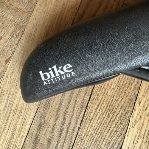Bicycle saddle used