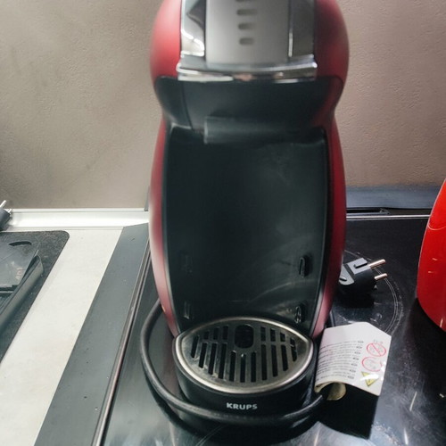 Dolce Gusto espresso machine set with capsule holder