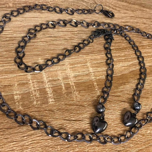 Metal adjustable black belt