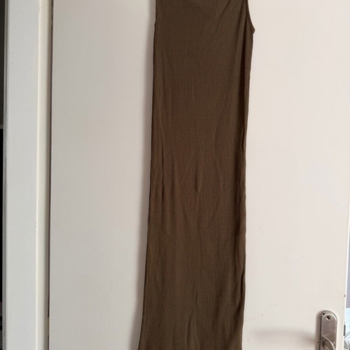 Stradivarius maxi dress brown size M like new