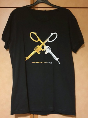 Vagrancy T-shirt "Scissors AK47 logo" size S like new, black