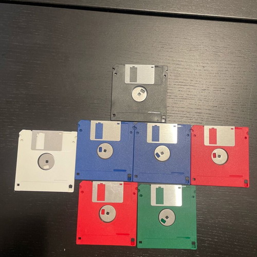 Floppy disks 1.44, like new, set of 7 pieces