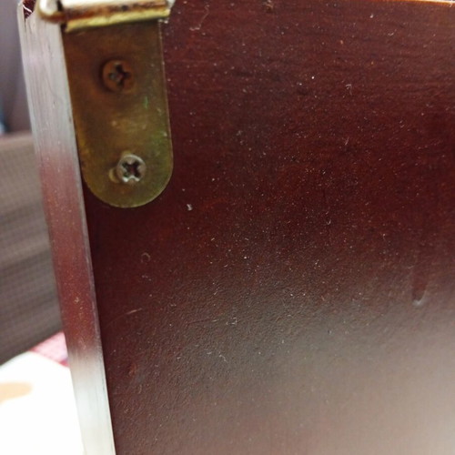Key holder wooden 6 slots, hanging or tabletop, like new