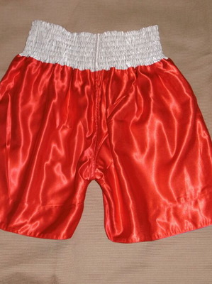 Boxing shorts two-sided like new, size medium
