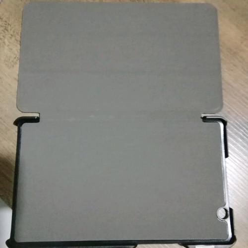 Huawei M3 BDL-09 8.4-inch tablet like new, 4G, 3GB RAM, 32GB with case and SIM card