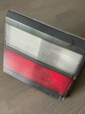 Volkswagen Passat combi 1989-1992 πίσω αριστερό εσωτερικό φως μεταχειρισμένο