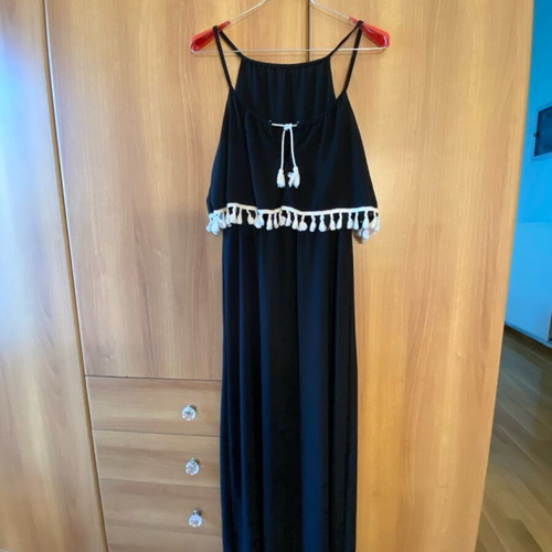 Long dress with spaghetti straps, new, black and beige