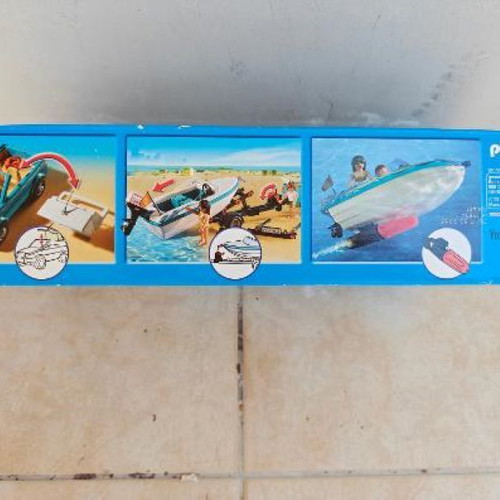 Playmobil 6864 Summer Fun vehicle with speedboat like new