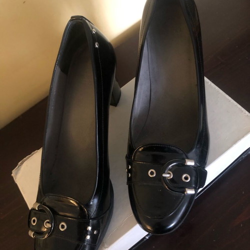Stuart Weitzman pumps used, black, size 40