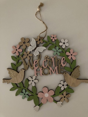 Wooden decorative wreath like new for indoor or outdoor use