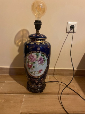 Chinese vase lamp 50 cm like new