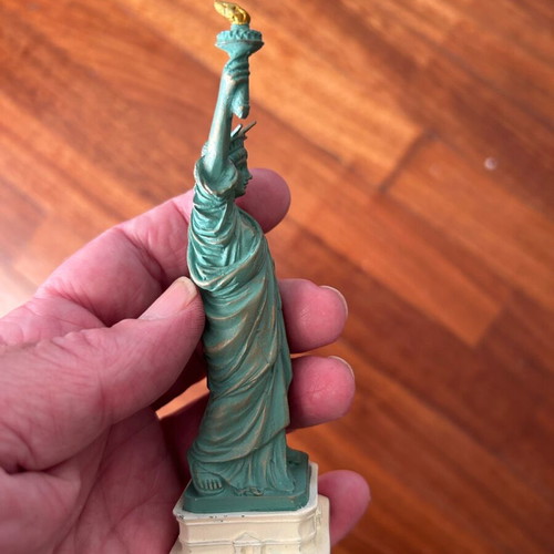 Statue of Liberty souvenir new