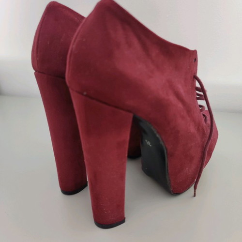 Ankle boots new burgundy suede with thick heel