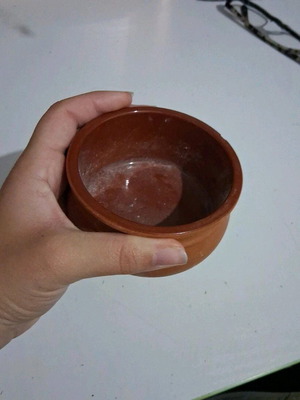 Small terracotta container like new, 10cm diameter
