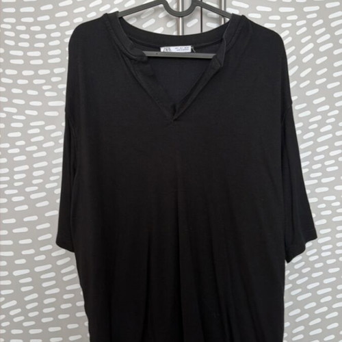 Zara men's t-shirt like new, size L, black