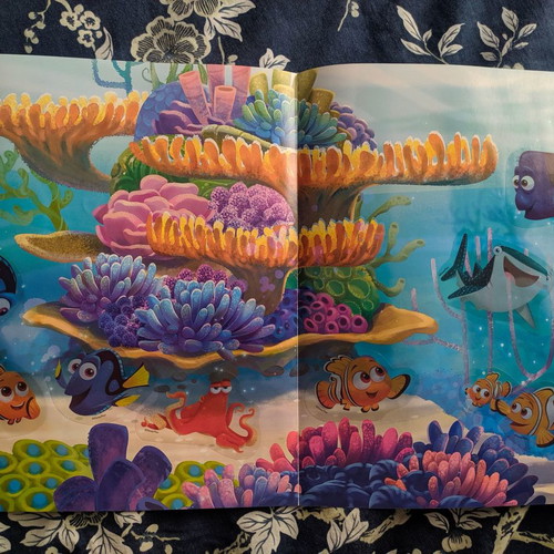 Panini Album Finding Dory 2016 completed new