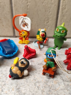 Kinder παιχνιδάκια σαν καινούργια, σετ