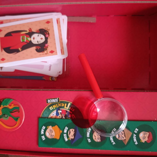 Mysteries in Beijing Junior board game