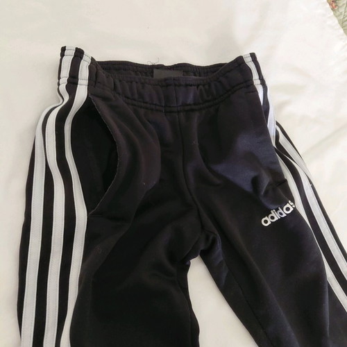 Adidas sportswear like new, size 7-8 years, black