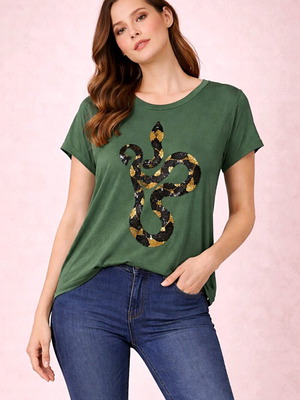 H&M green t-shirt like new with sequin snake design