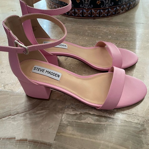Steve Madden sandals size 37 new pink leather
