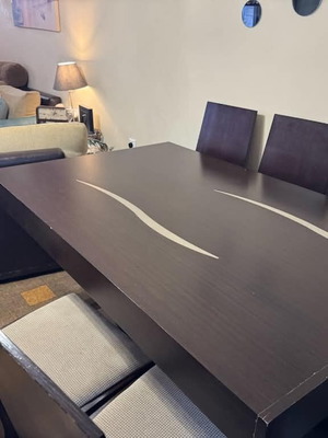 Dining set with six chairs, extendable table