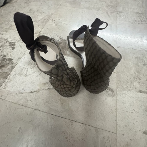 Women's low sandals like new, size 39, gray