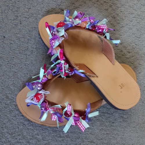 Handmade leather flip flops size 36 like new, multicolor