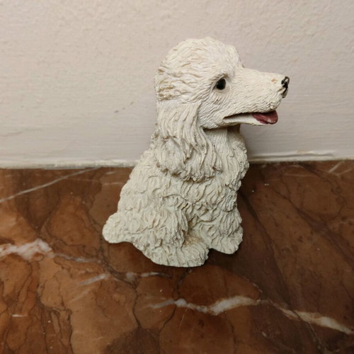 Decorative dog figurine like new, about 7.5cm