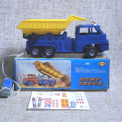 Lyra dump truck B/O R/C vintage toy with remote control
