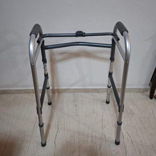 Dolomite Asteria P409 Folding Walker like new without wheels