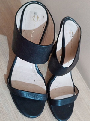 Mourtzi leather sandals used, size 37, black
