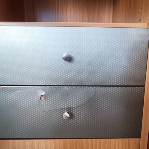Neoset desk and bookshelf used with LED light