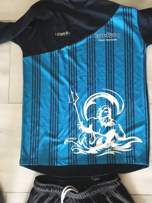 Poseidonas football kit like new, blue, ages 12-14