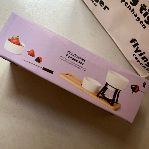 Fondue set new with box and bag
