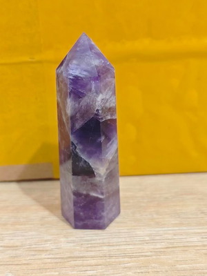Amethyst Crystal Obelisk like new, natural hexagonal shape