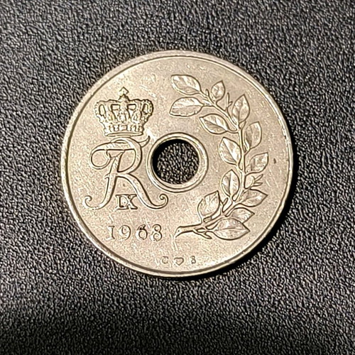 25 Ore Coin Denmark 1968 like new, copper-nickel