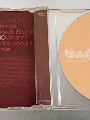The 411 Between the sheets CD used, pop